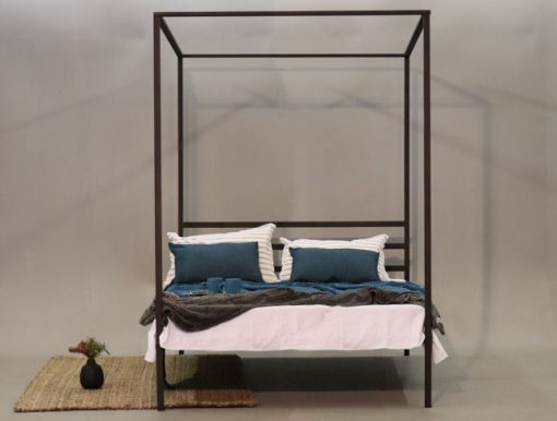 Canopy Bed - Tassa